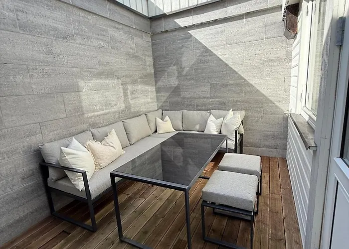 דירה With Roof Terrace In *