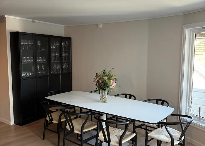 דירה With Roof Terrace In